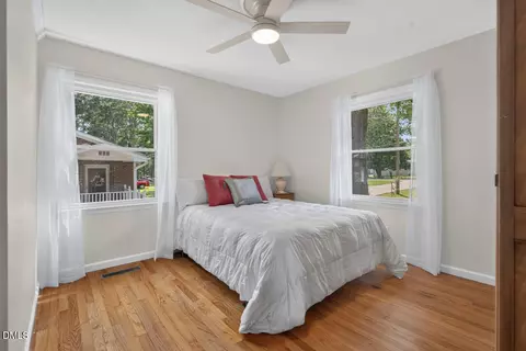 Bedroom - 606 Crestview Dr, Durham, NC 27712 photo 7 of 8