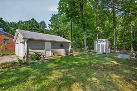 Exterior - 606 Crestview Dr, Durham, NC 27712 photo 8 of 11