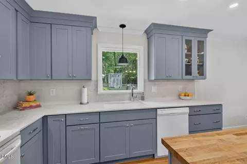 Kitchen - 606 Crestview Dr, Durham, NC 27712 photo 5 of 7