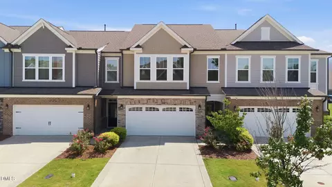 233 Luftee Ln, Holly Springs, NC 27540