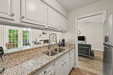 Kitchen - 3331 Tarleton E #B 08, Durham, NC 27713 photo 4 of 4