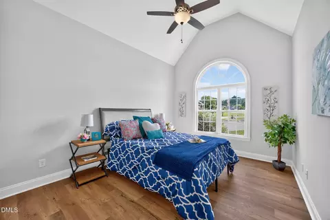 Bedroom - 52 Season Ln, Selma, NC 27576 photo 2 of 3