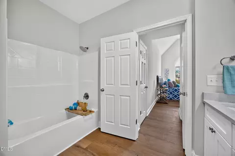 Bath - 52 Season Ln, Selma, NC 27576 photo 1 of 4