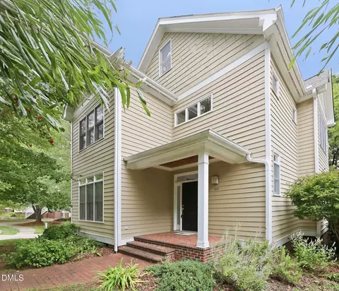100 Harvest Ct, Carrboro, NC 27510