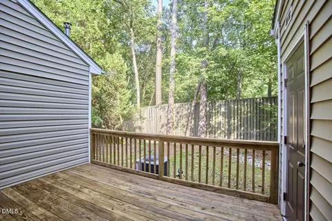 Exterior - 58 Scottish Ln, Durham, NC 27707 photo 4 of 5