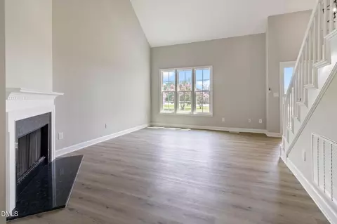 Living - 1072 Loop Rd, Clayton, NC 27527 photo 2 of 3