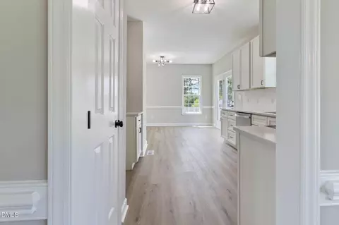 Entry Way - 1072 Loop Rd, Clayton, NC 27527 photo 2 of 3