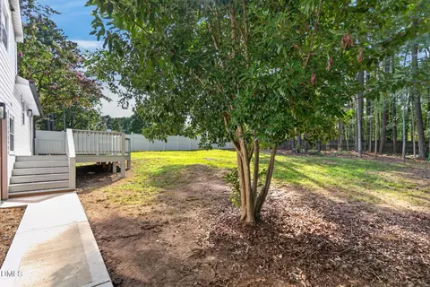 Exterior - 7101 Shellburne Dr, Raleigh, NC 27612 photo 9 of 14
