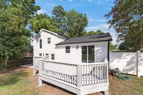 Exterior - 7101 Shellburne Dr, Raleigh, NC 27612 photo 11 of 14