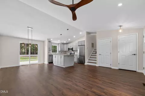 Living - 7101 Shellburne Dr, Raleigh, NC 27612 photo 2 of 3