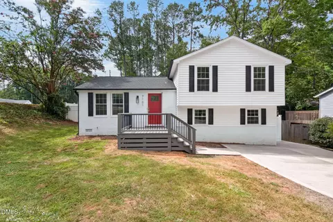 7101 Shellburne Dr, Raleigh, NC 27612