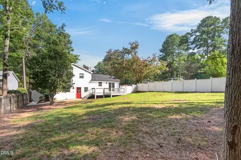 Exterior - 7101 Shellburne Dr, Raleigh, NC 27612 photo 14 of 14