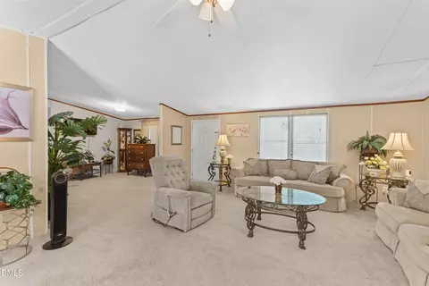 9007 Old Cascade Dr, Garner, NC 27529 photo 2