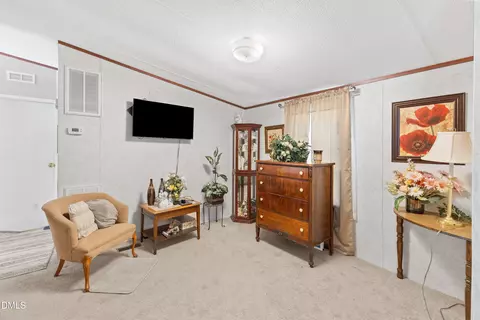 9007 Old Cascade Dr, Garner, NC 27529 photo 6