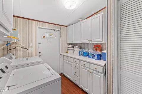 9007 Old Cascade Dr, Garner, NC 27529 photo 13