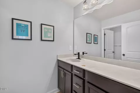 Bath - 114 Shadow Hawk Dr, Durham, NC 27713 photo 4 of 4