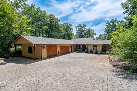 137 Windy Hill Cv, New London, NC 28127