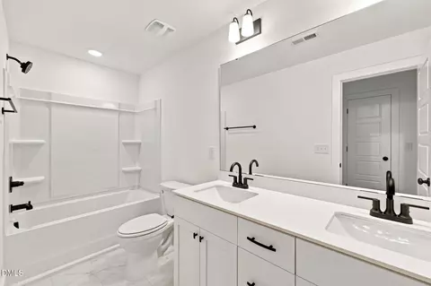 Bath - 16 Loganberry Ave, Bunnlevel, NC 28323 photo 4 of 4