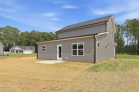 Exterior - 16 Loganberry Ave, Bunnlevel, NC 28323 photo 3 of 6