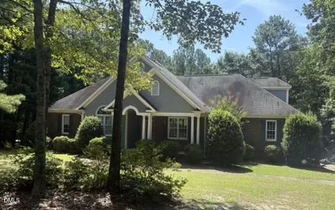 6509 Wavcott Dr, Fuquay Varina, NC 27526