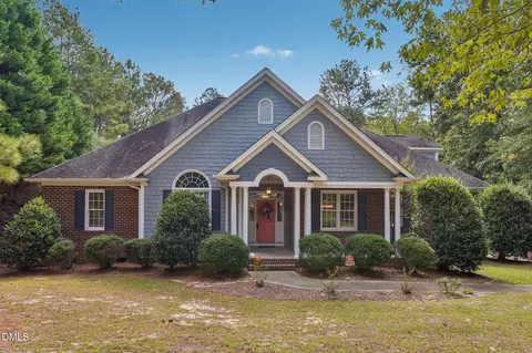 6509 Wavcott Dr, Fuquay Varina, NC 27526