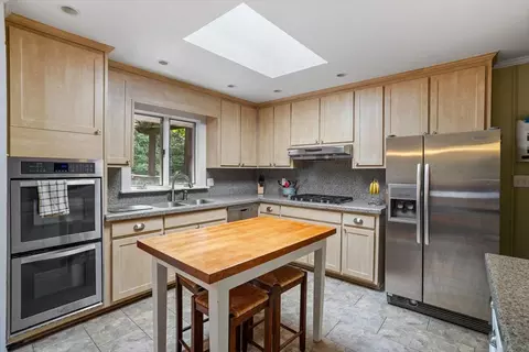 Kitchen - 4100 Picardy Dr, Raleigh, NC 27612 photo 2 of 4