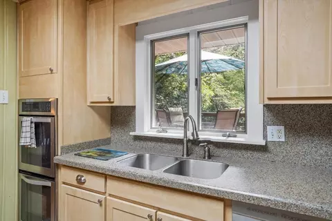Kitchen - 4100 Picardy Dr, Raleigh, NC 27612 photo 4 of 4