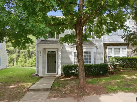 208 Walnut Woods Dr, Morrisville, NC 27560