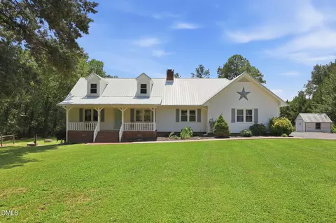 664 Lakewood Falls Rd, Goldston, NC 27252