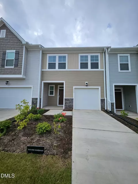 2222 Tulip Bloom Ln, Morrisville, NC 27560