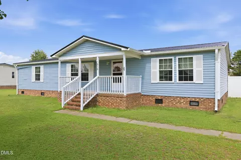 313 Wright Rd, Vass, NC 28394