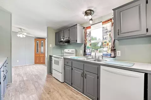 Kitchen - 313 Wright Rd, Vass, NC 28394 photo 3 of 4