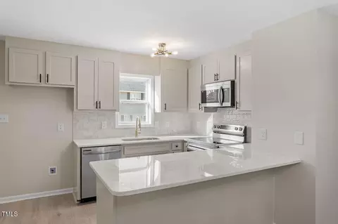 Kitchen - 383 E Williams St, Angier, NC 27501 photo 2 of 3