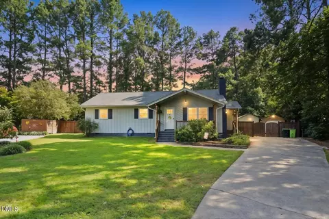 501 Yates Pl, Zebulon, NC 27597