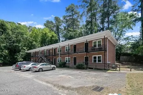 210 Colonial Dr, Fayetteville, NC 28301