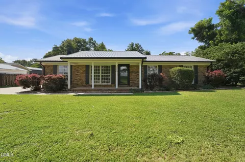 2283 Turnpike Rd, Raeford, NC 28376