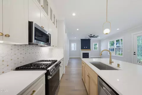 Kitchen - 1925 E Geer St, Durham, NC 27704 photo 6 of 7