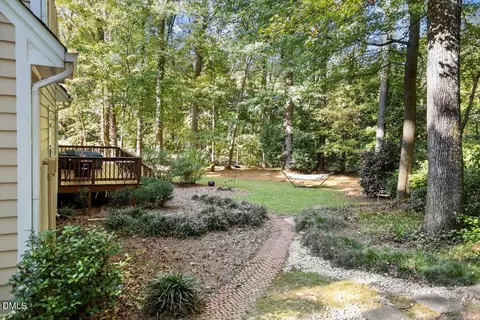 Exterior - 104 Eagle Ct, Cary, NC 27511 photo 3 of 5