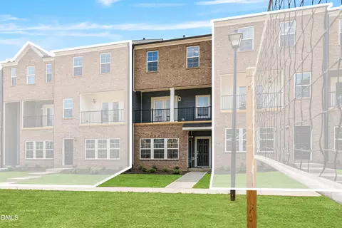 1029 Breadsell Ln, Wake Forest, NC 27587