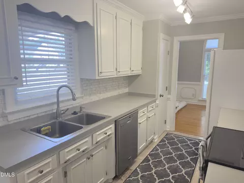 Kitchen - 100 Nicholson Rd, Garner, NC 27529 photo 4 of 5