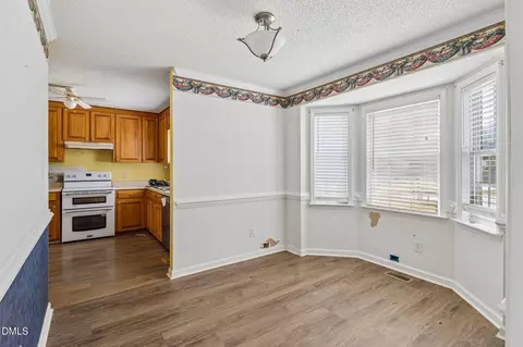 Dining - 6304 Walnut Glen Dr, Willow Spring, NC 27592 photo 1 of 2