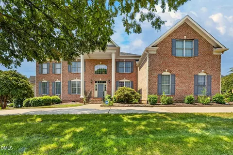 10618 Tarton Fields Cir, Raleigh, NC 27617