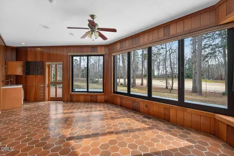 Exterior - 18 Appleton Pl, Durham, NC 27705 photo 2 of 11