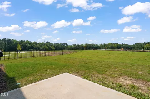 Exterior - 605 Spellbrook Rd, Zebulon, NC 27597 photo 3 of 10