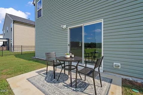 Exterior - 605 Spellbrook Rd, Zebulon, NC 27597 photo 2 of 10