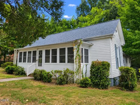 536 Patrick St, Eden, NC 27288