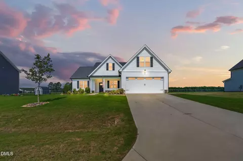 203 Tuscany Cir, Princeton, NC 27569