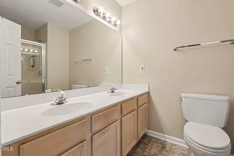 Bath - 3 Sawmill Ln, Durham, NC 27712 photo 1 of 2