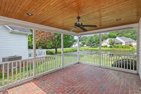 Exterior - 3 Sawmill Ln, Durham, NC 27712 photo 3 of 8