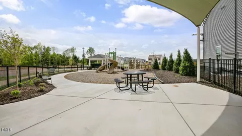 Exterior - 105 Daniel Rd, Smithfield, NC 27577 photo 2 of 3